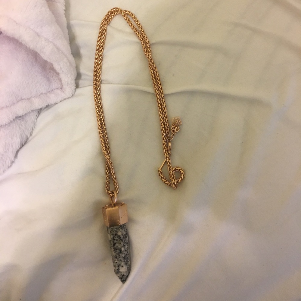 Kendra Scott arrow necklace rose gold